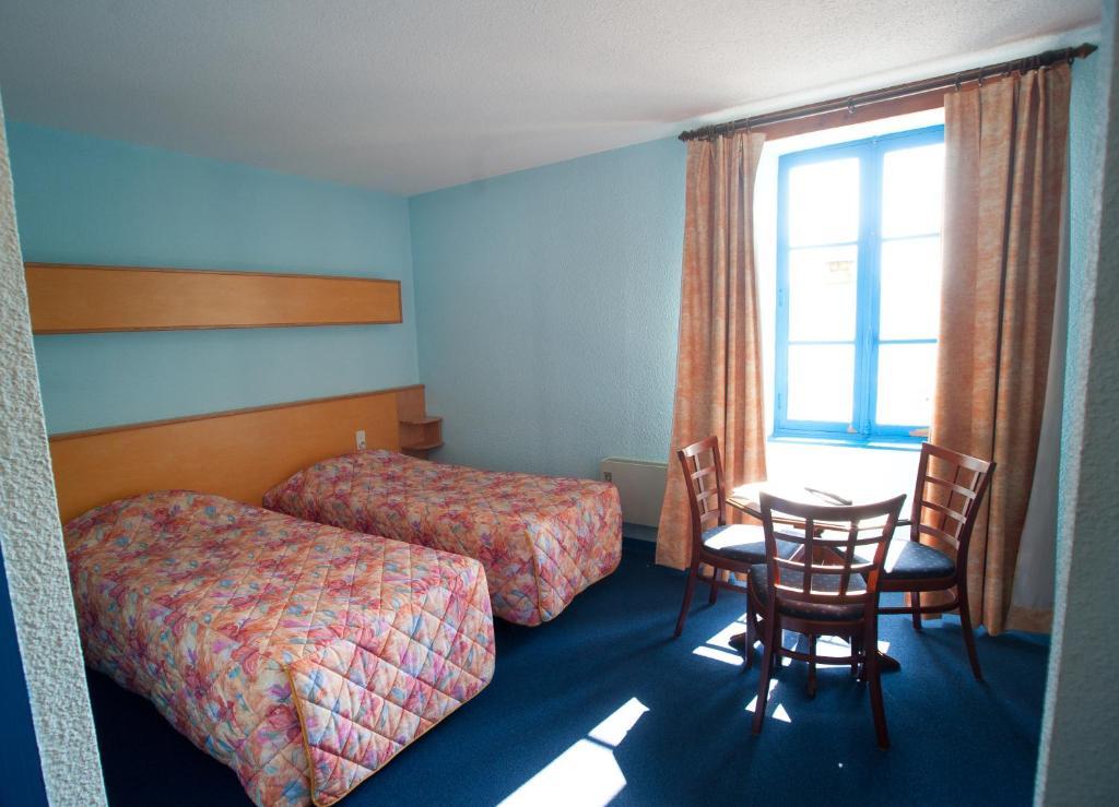Citotel Hotel Le Commerce Sévérac-le-Château Pokoj fotografie
